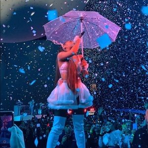 Meet your Posher, Lydia